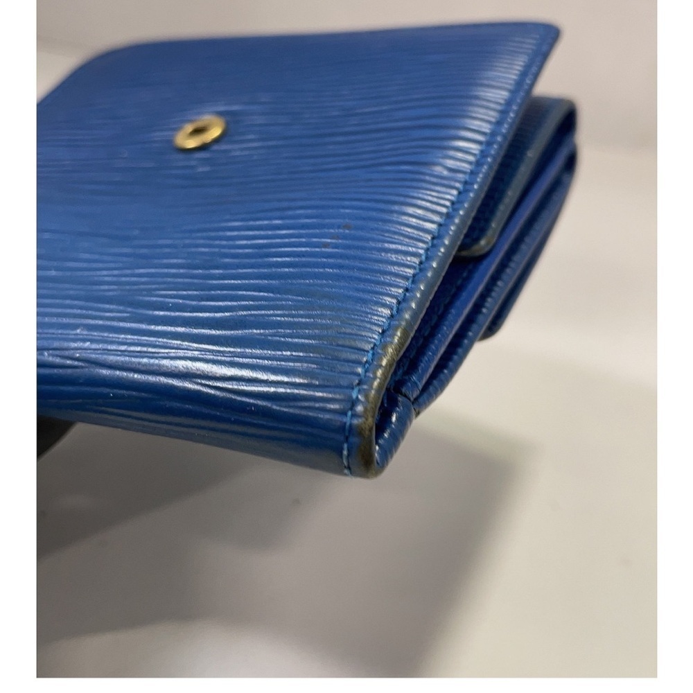 Louis Vuitton Blue Epi Leather Tri Fold Wallet - Picture 7 of 10